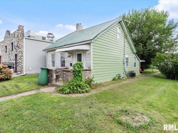 1505 W 14TH Street, Davenport, IA 52804