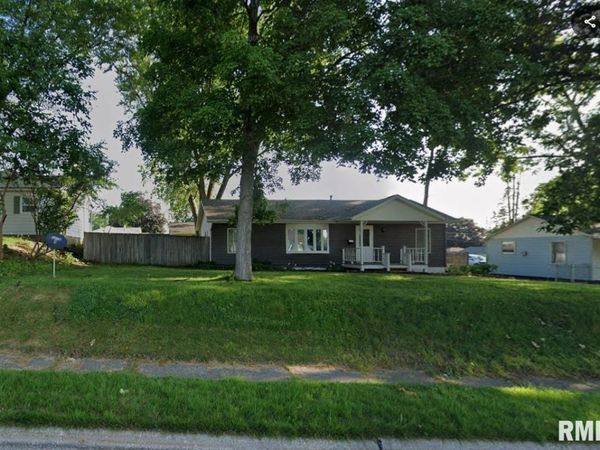 1344 W 37TH Street, Davenport, IA 52806