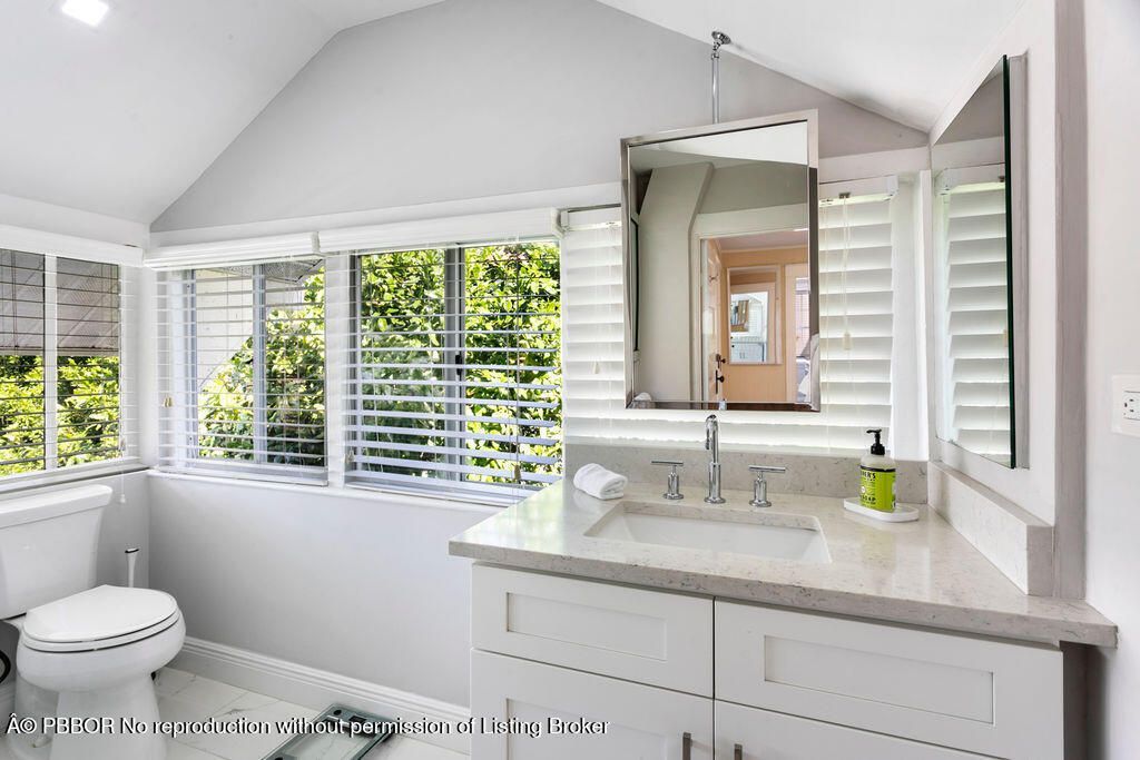 141 Australian Avenue, Palm Beach, FL 33480 Photo