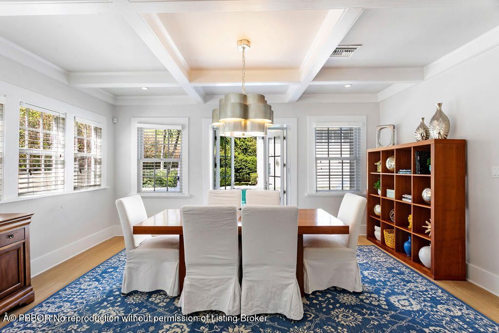 141 Australian Avenue, Palm Beach, FL 33480 Photo