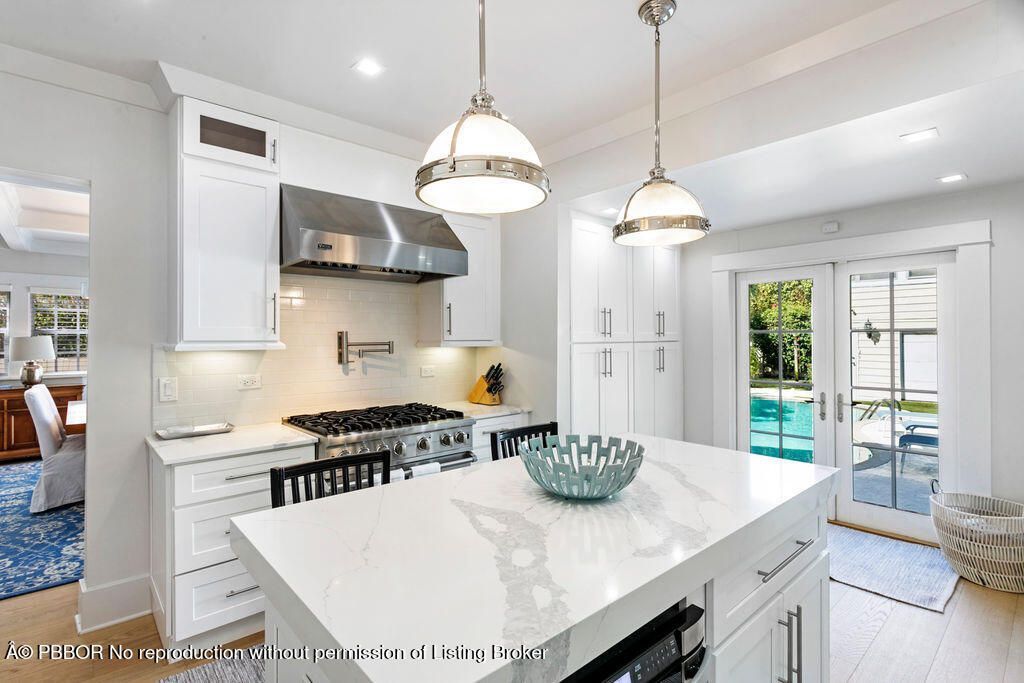 141 Australian Avenue, Palm Beach, FL 33480 Photo