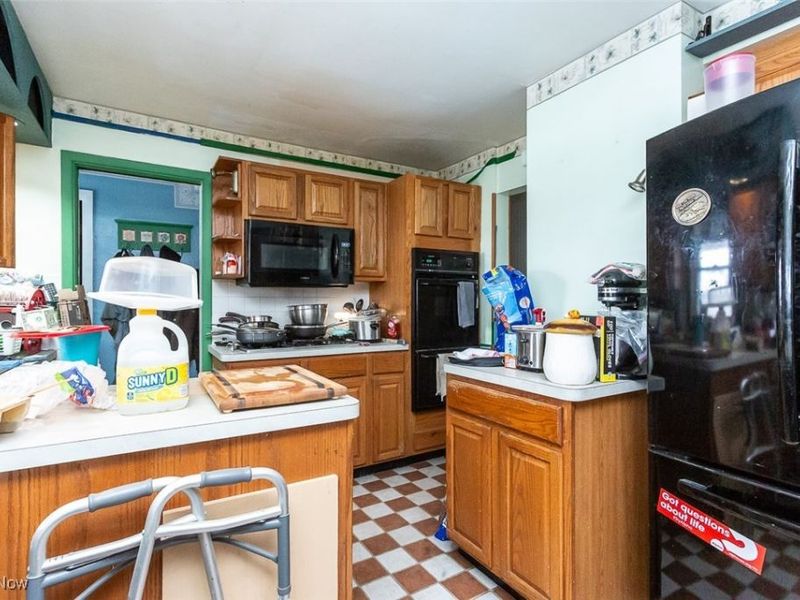 6849 Lantern Lane, Cleveland, OH 44130 Photo 22