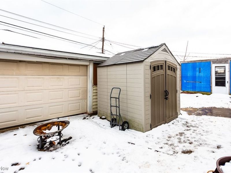 6849 Lantern Lane, Cleveland, OH 44130 Photo 5