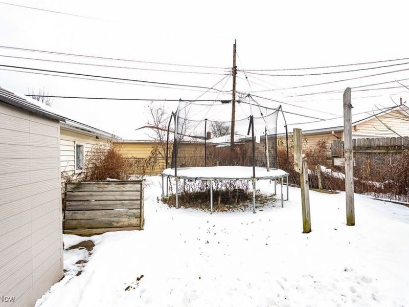 6849 Lantern Lane, Cleveland, OH 44130 Photo 7