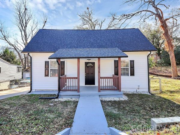 1015 W 4th Avenue, Gastonia, NC 28052