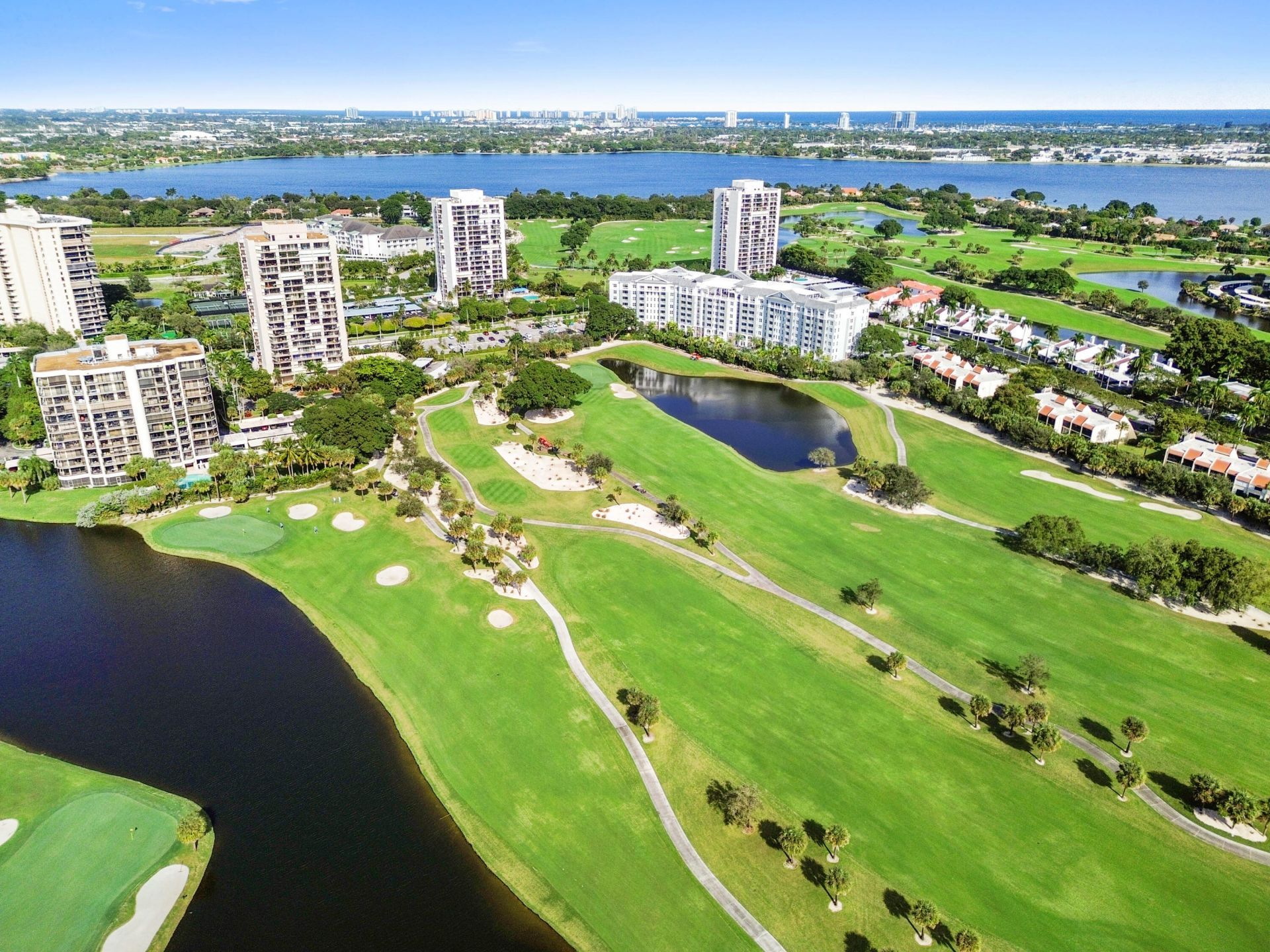 2425 Presidential Way, Unit 1806, West Palm Beach, FL 33401 Photo