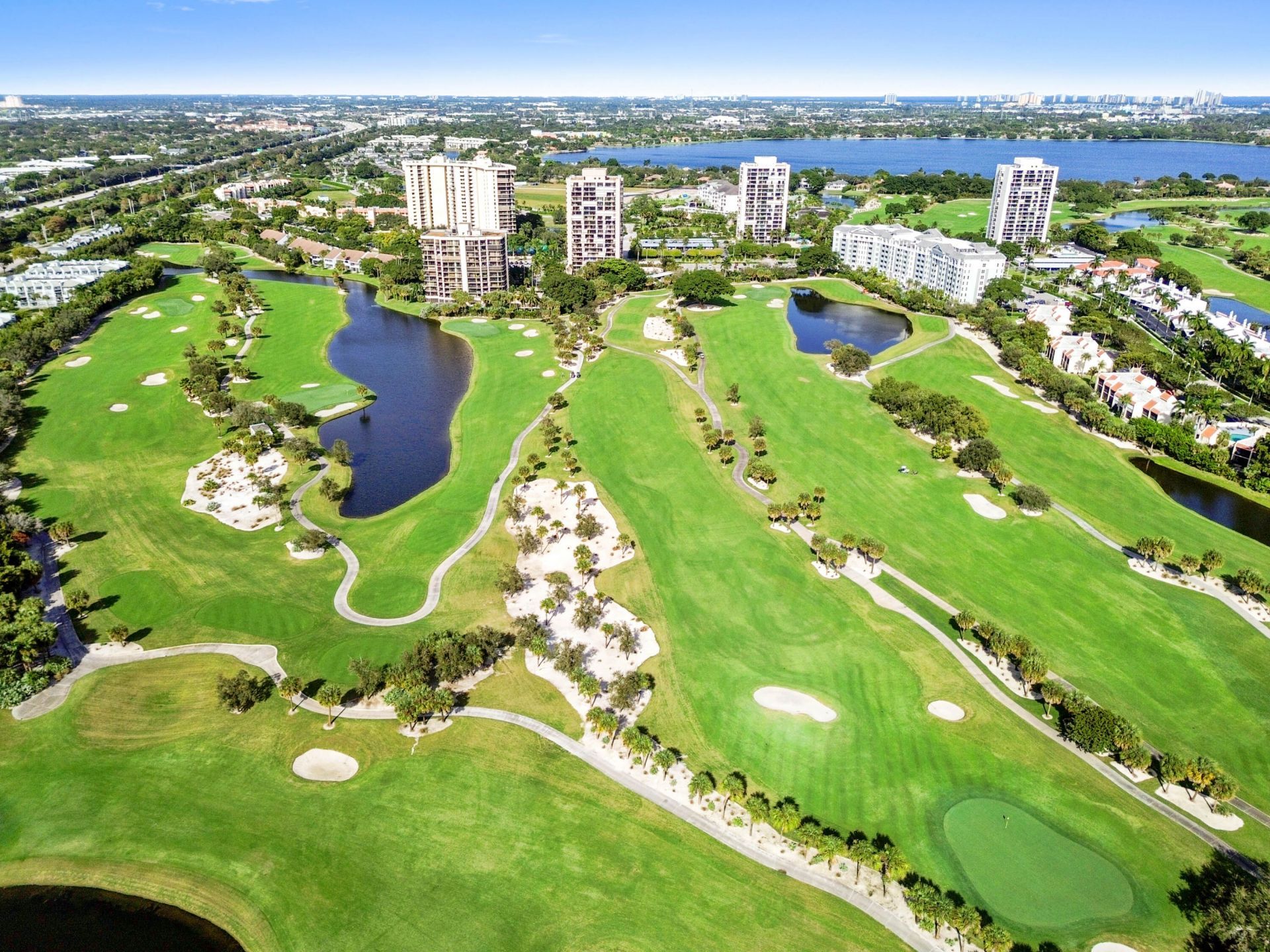 2425 Presidential Way, Unit 1806, West Palm Beach, FL 33401 Photo