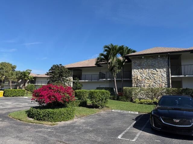 451 Greensward Lane, Unit 201-B, Delray Beach, FL 33445 Photo