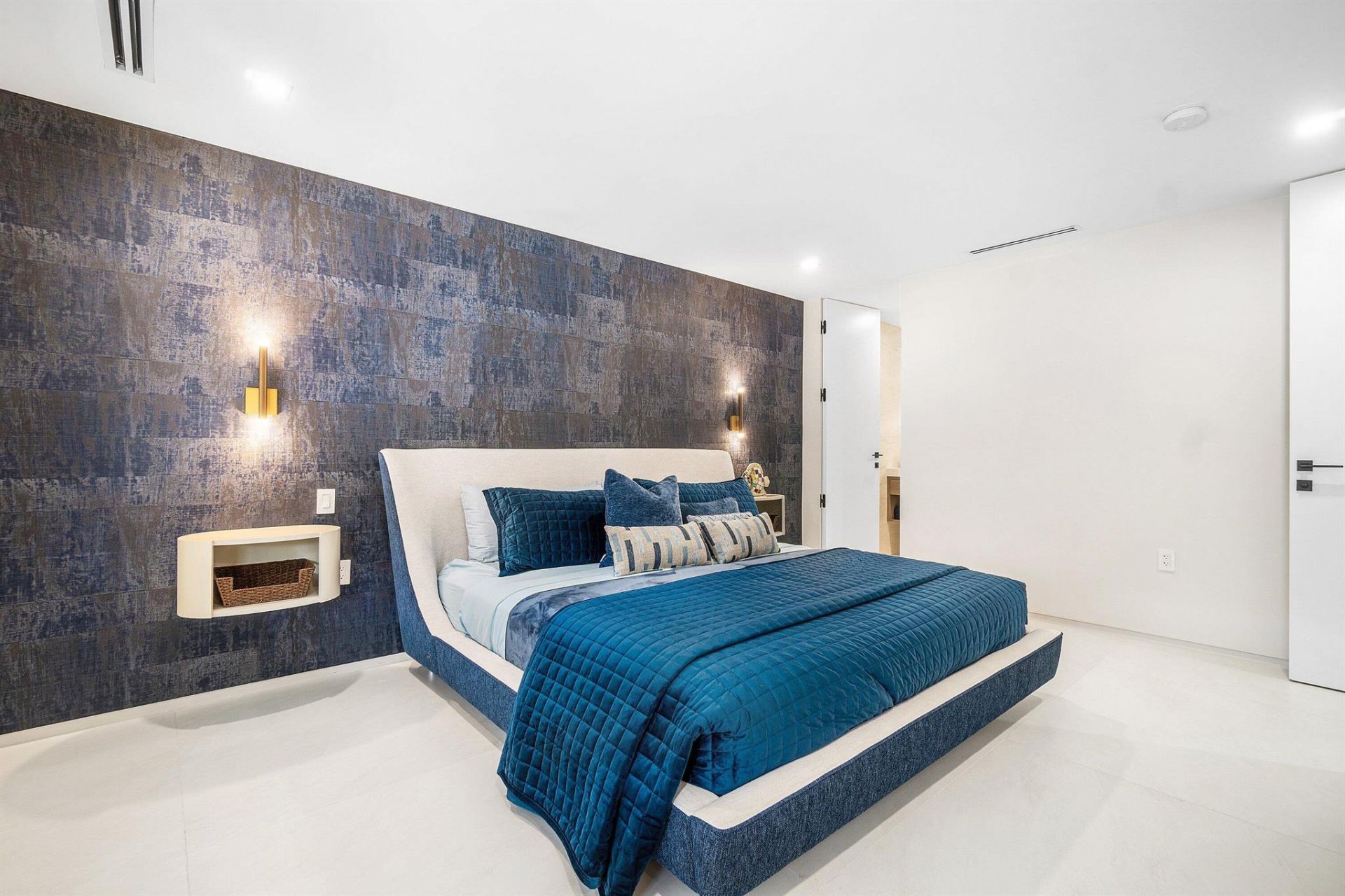 5326 Boca Marina Circle N, Boca Raton, FL 33487 Photo