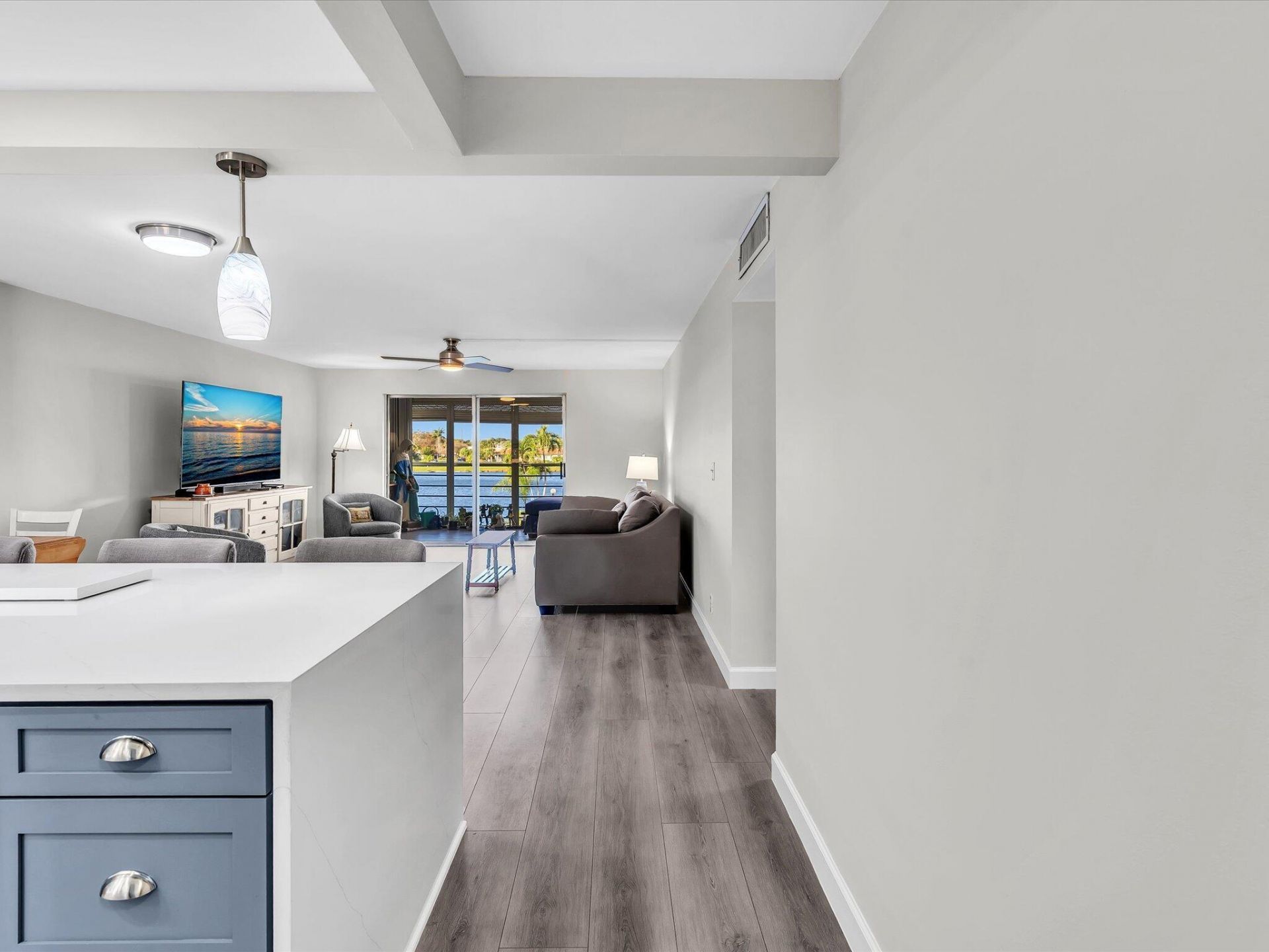 321 SE 3rd Street, Unit 208, Dania, FL 33004 Photo