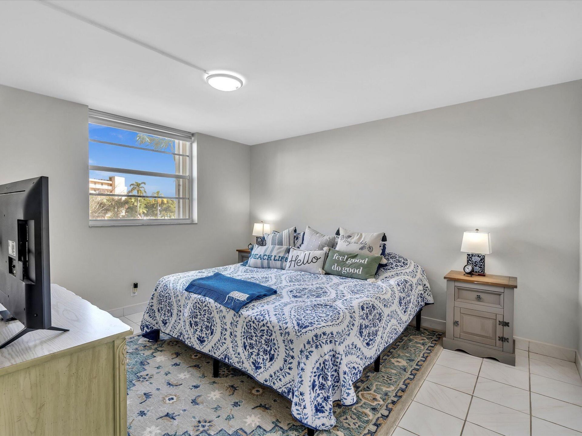 321 SE 3rd Street, Unit 208, Dania, FL 33004 Photo