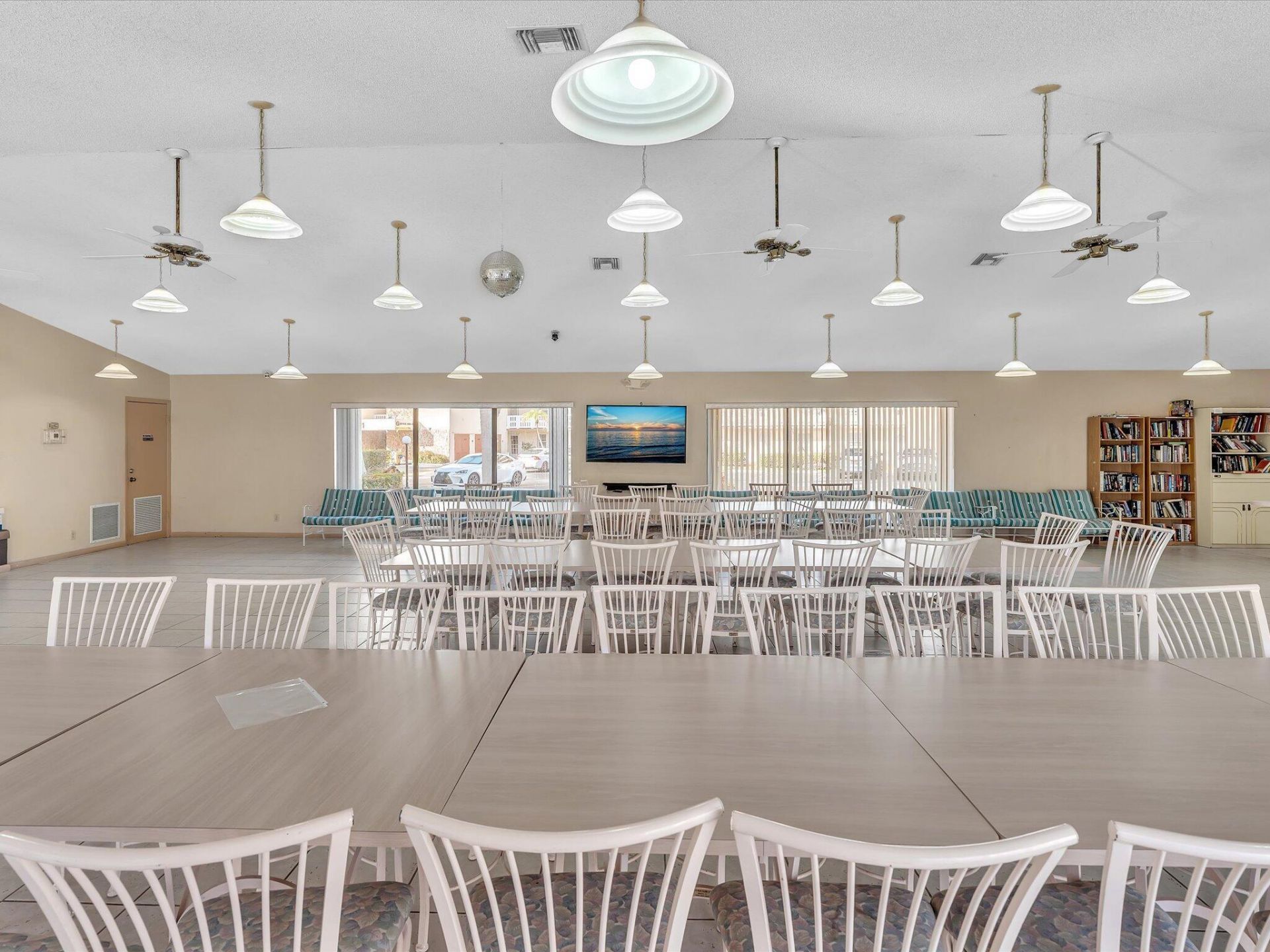 321 SE 3rd Street, Unit 208, Dania, FL 33004 Photo