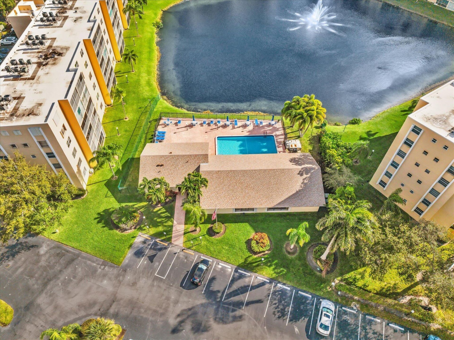 321 SE 3rd Street, Unit 208, Dania, FL 33004 Photo