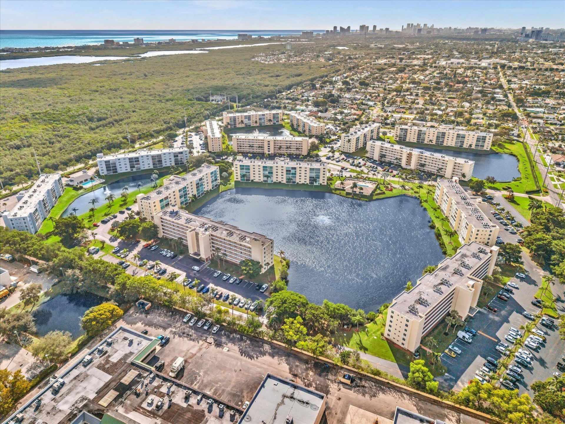 321 SE 3rd Street, Unit 208, Dania, FL 33004 Photo