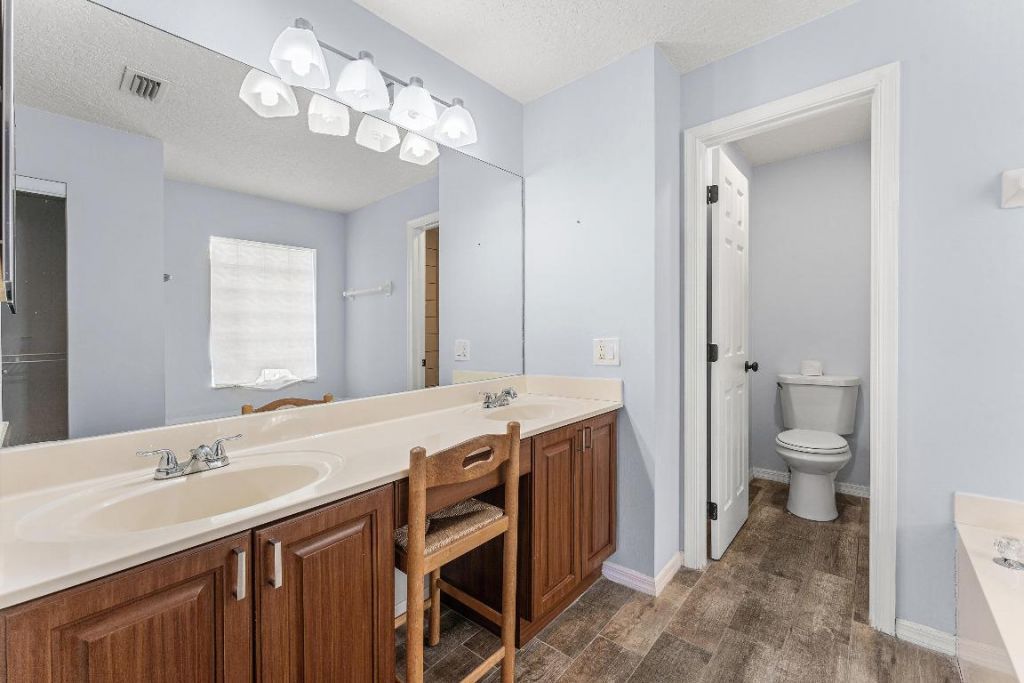 2100 Bonisle Circle, Riviera Beach, FL 33418 Photo