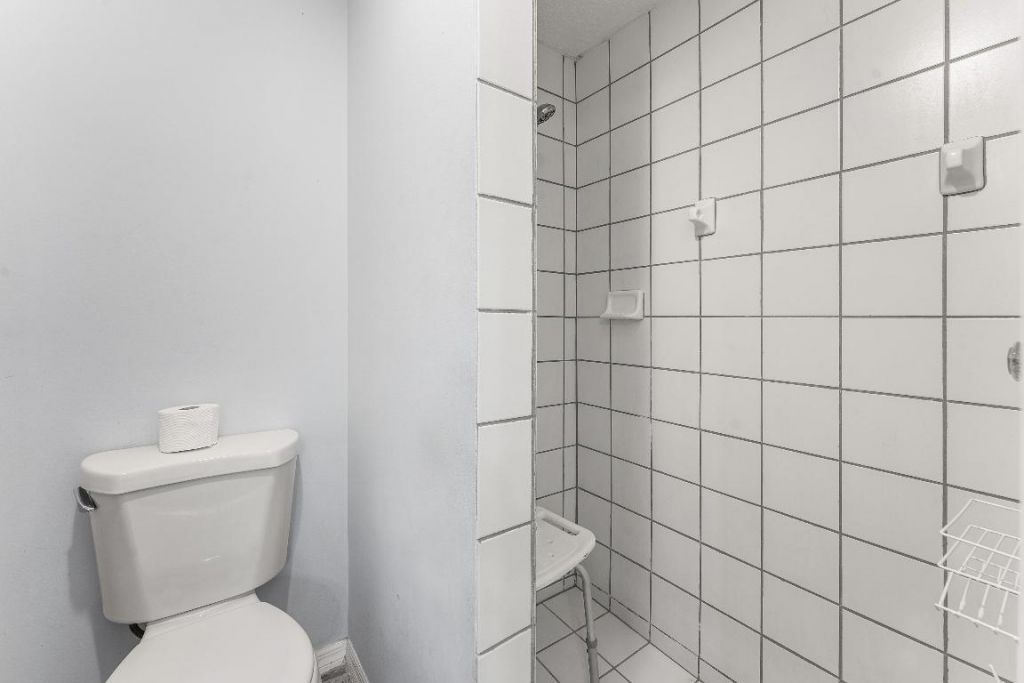 2100 Bonisle Circle, Riviera Beach, FL 33418 Photo