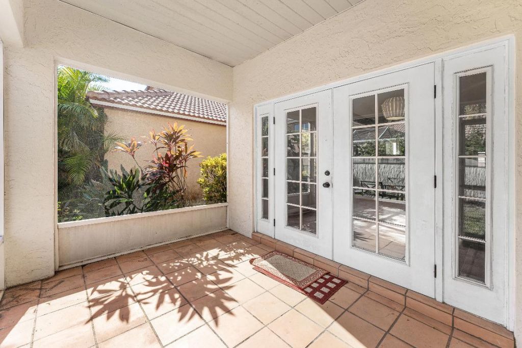 2100 Bonisle Circle, Riviera Beach, FL 33418 Photo