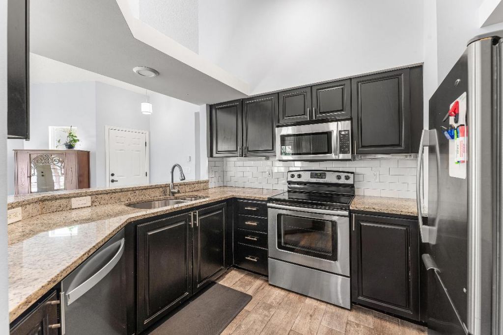 2100 Bonisle Circle, Riviera Beach, FL 33418 Photo