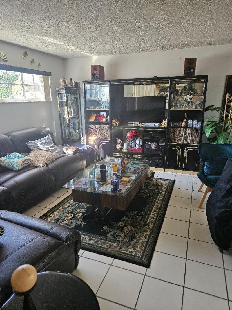 17601 SW 108th Ct, Miami, FL 33157 Photo