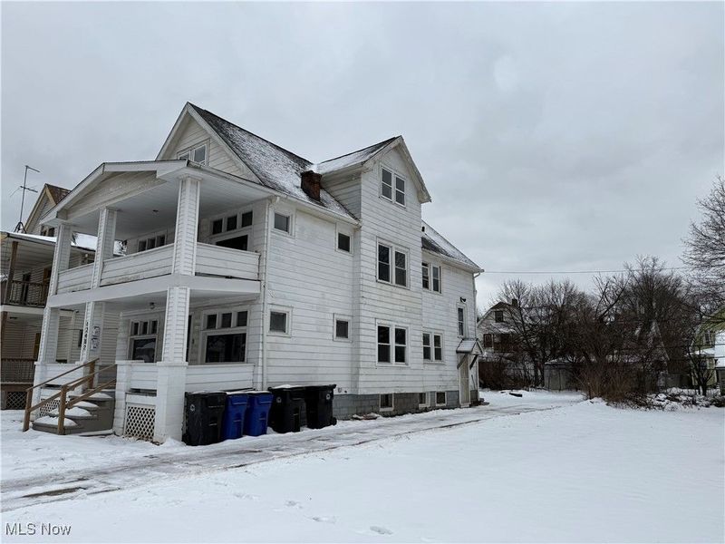 12402 Benwood Avenue, Cleveland, OH 44105 Photo 3