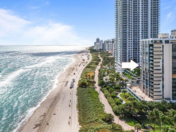 6423 Collins Ave, Unit 1005, Miami Beach, FL 33141