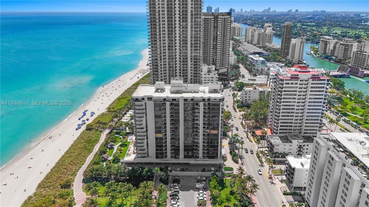 6423 Collins Ave, Unit 1005, Miami Beach, FL 33141 Photo