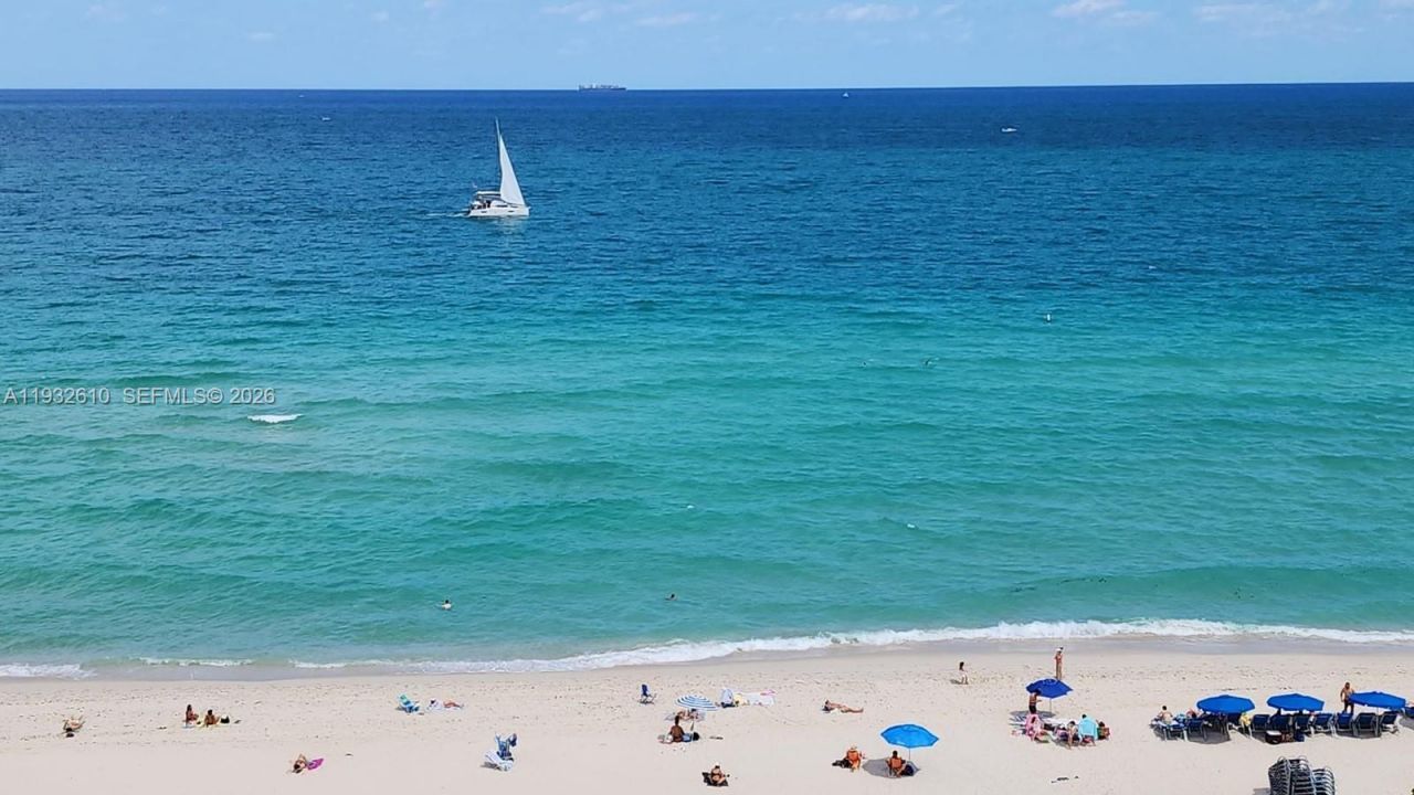 6423 Collins Ave, Unit 1005, Miami Beach, FL 33141 Photo