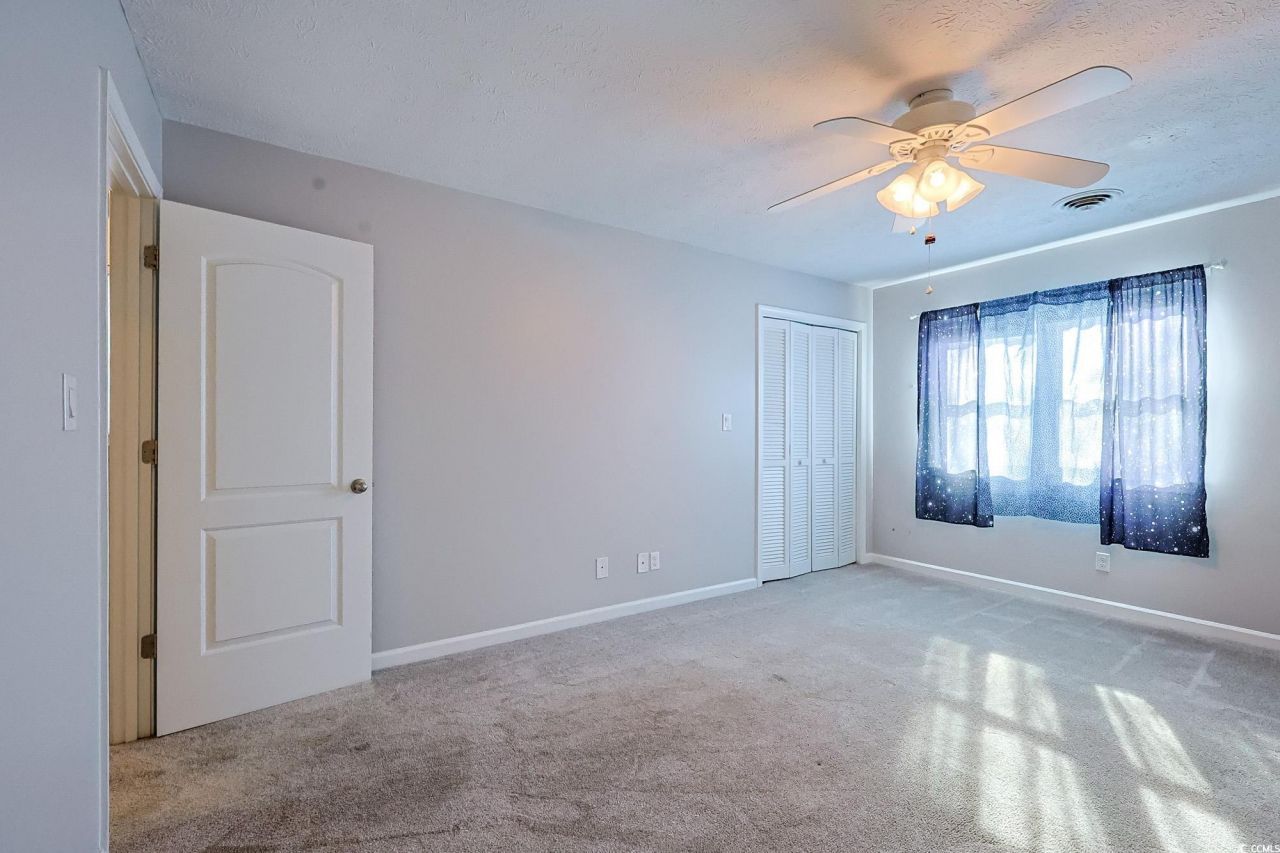 718 Juniper Dr. Photo 10