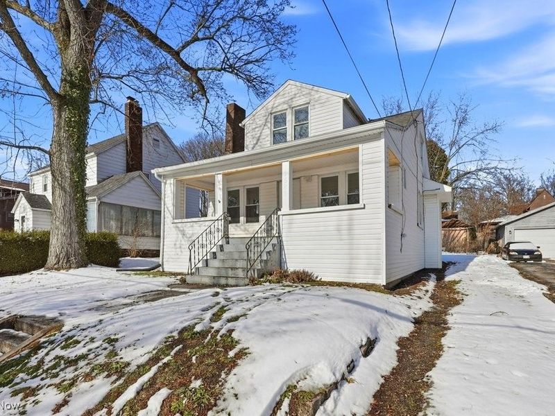 1581 Hillside Terrace, Akron, OH 44305 Photo 2