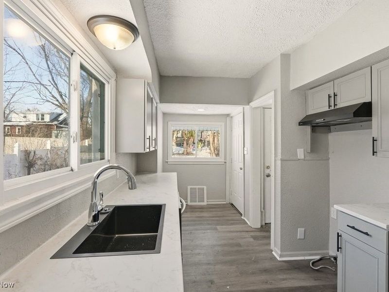 1581 Hillside Terrace, Akron, OH 44305 Photo 25