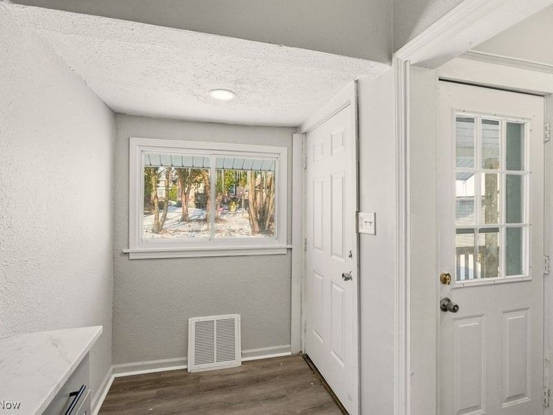 1581 Hillside Terrace, Akron, OH 44305 Photo 26