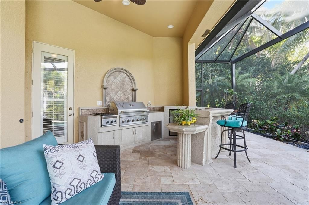 18100 Via Bellamare Ln, Miromar Lakes, FL 33913 Photo