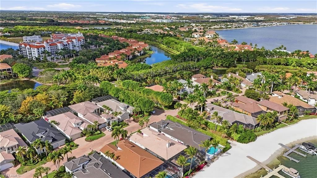 18100 Via Bellamare Ln, Miromar Lakes, FL 33913 Photo