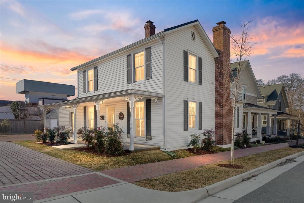 645 Jefferson Street, Herndon, VA 20170 Main Photo