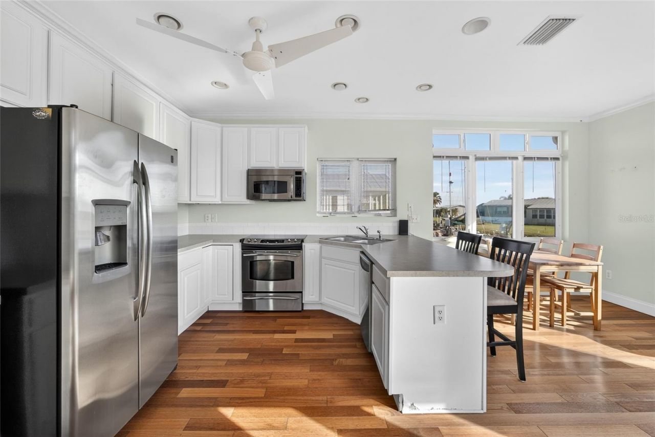 631 Tahiti Court, Punta Gorda, FL 33950 Photo