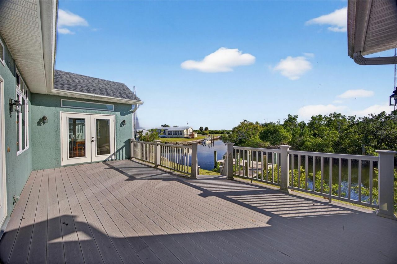 631 Tahiti Court, Punta Gorda, FL 33950 Photo