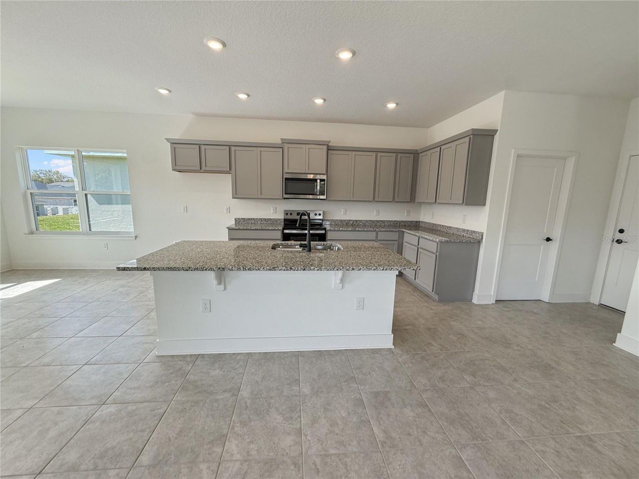 274 Ann Rose Way, Leesburg, FL 34748 Photo
