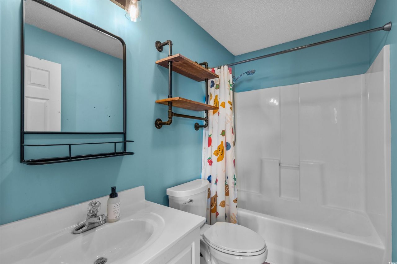 5029 Capulet Circle Photo 6