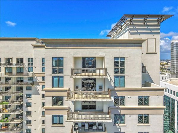 999 SW 1st Ave, Unit UPH12, Miami, FL 33130