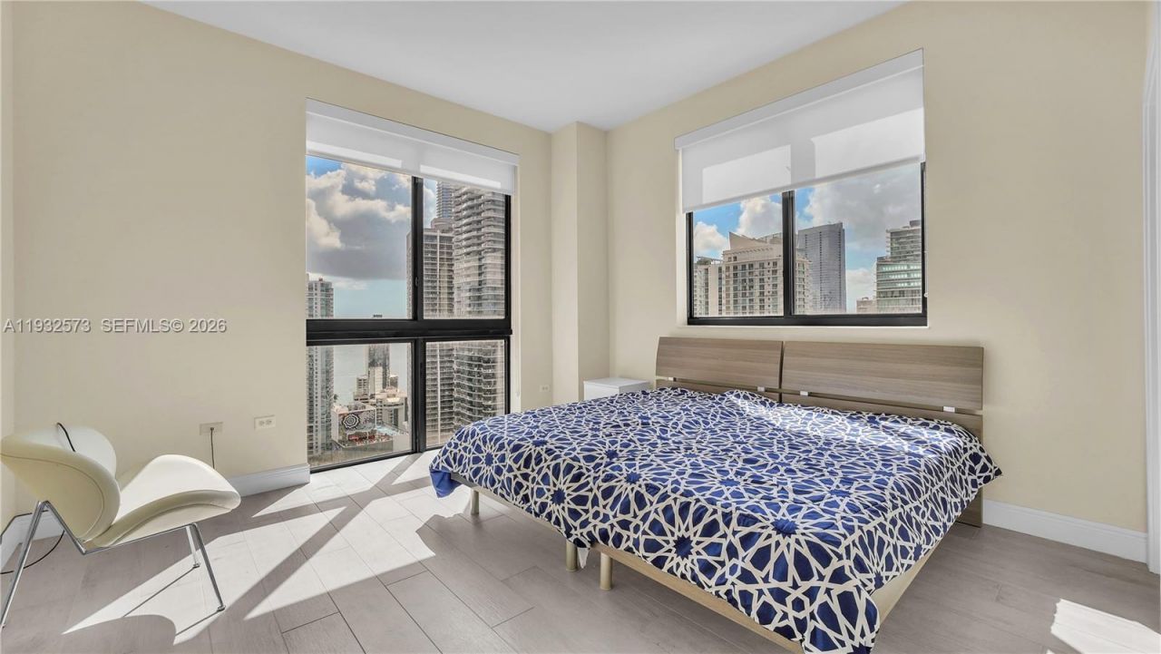 999 SW 1st Ave, Unit UPH12, Miami, FL 33130 Photo