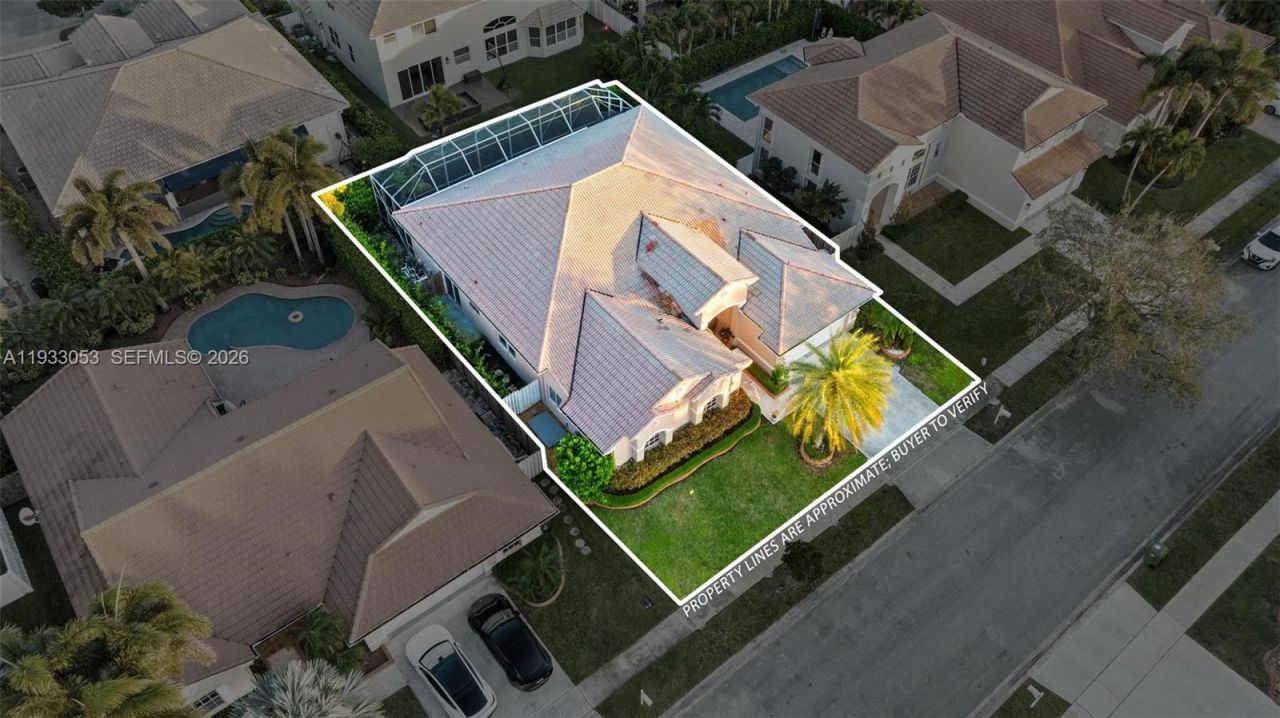 343 SW 187th Ter, Pembroke Pines, FL 33029 Photo