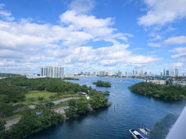 16385 Biscayne Blvd, Unit 1102, North Miami Beach, FL 33160