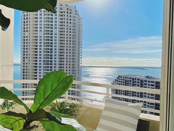 888 Brickell Key Dr, Unit 2209, Miami, FL 33131