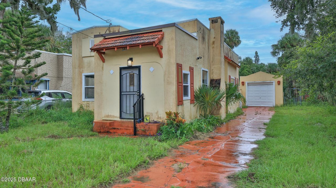 341 Taylor Avenue, Daytona Beach, FL 32114 Main Photo