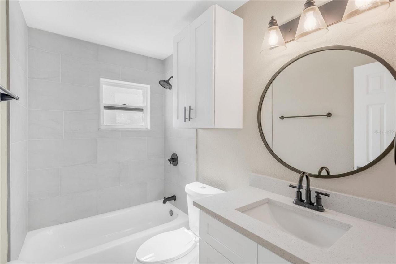 6815 S Wall Street, Tampa, FL 33616 Photo