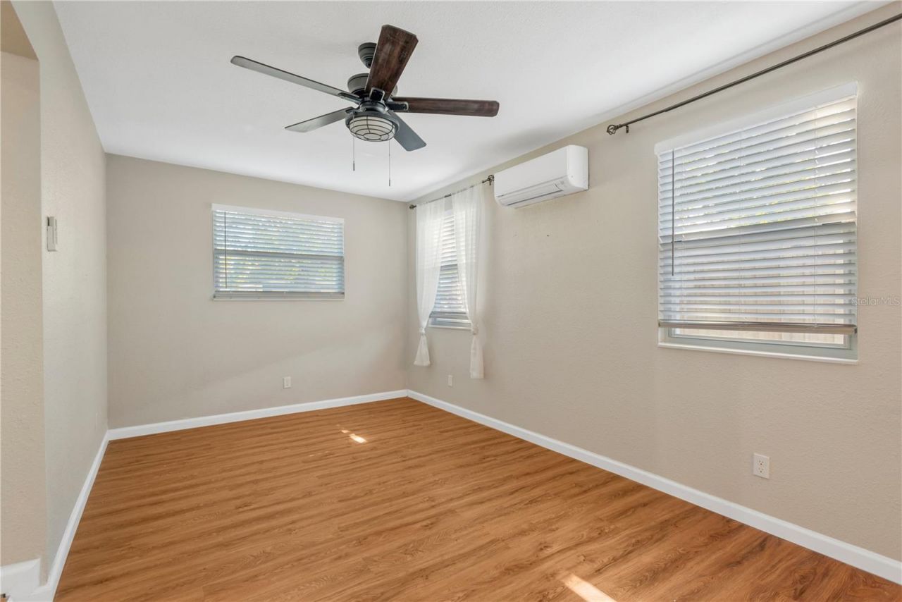 6815 S Wall Street, Tampa, FL 33616 Photo