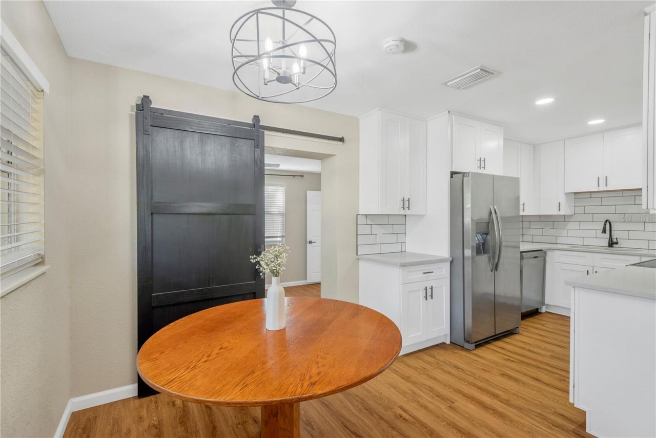 6815 S Wall Street, Tampa, FL 33616 Photo