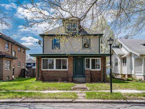 2203 Crescent Avenue, Fort Wayne, IN 46805