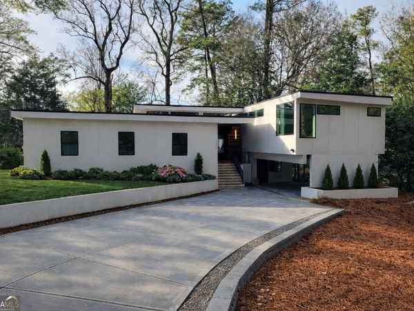 3134 W Roxboro Road NE, Atlanta, GA 30324