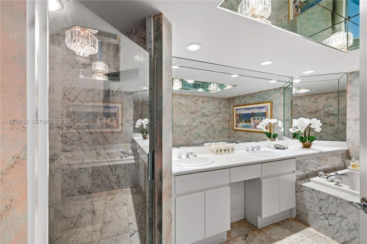 16445 Collins Ave, Unit 2722, Sunny Isles Beach, FL 33160 Photo